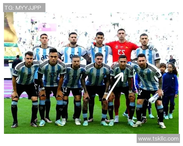 00号足球球星的传奇之路:从年轻才俊到全球足坛巨星的崛起 00号足球球星的传奇之路:从年轻才俊到全球足坛巨星的崛起