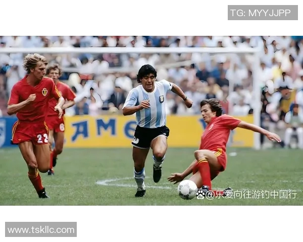 94年出生的足球新星盘点 揭示未来足坛的潜力之星 94年出生的足球新星盘点 揭示未来足坛的潜力之星