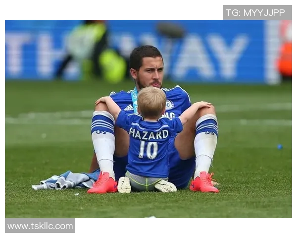 燃情绿茵巨星闪耀时光足球球星照片剪辑精彩回顾 燃情绿茵巨星闪耀时光足球球星照片剪辑精彩回顾